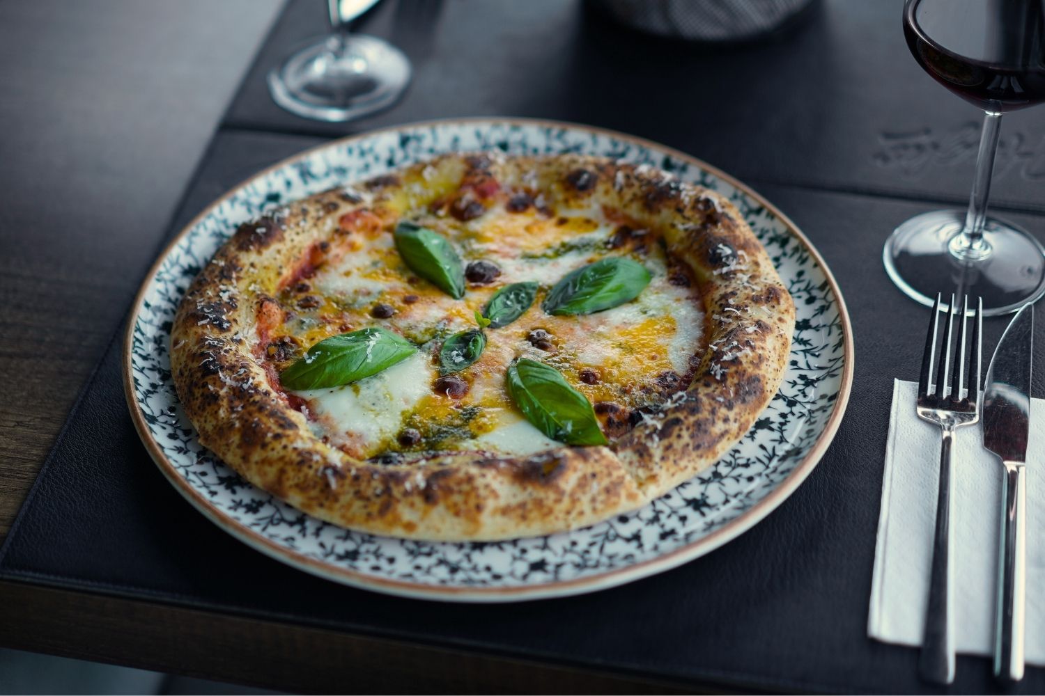 DÖRT PEYNİRLİ PİZZA